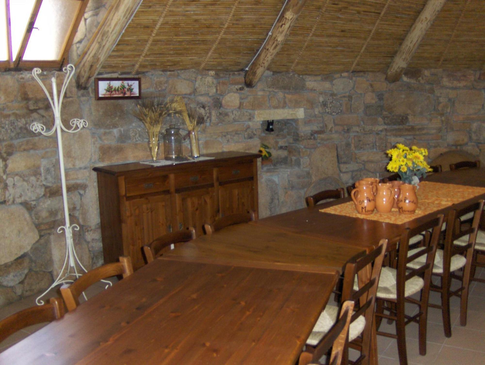 Agriturismo Sa Perda Marcada Arbus Exteriör bild